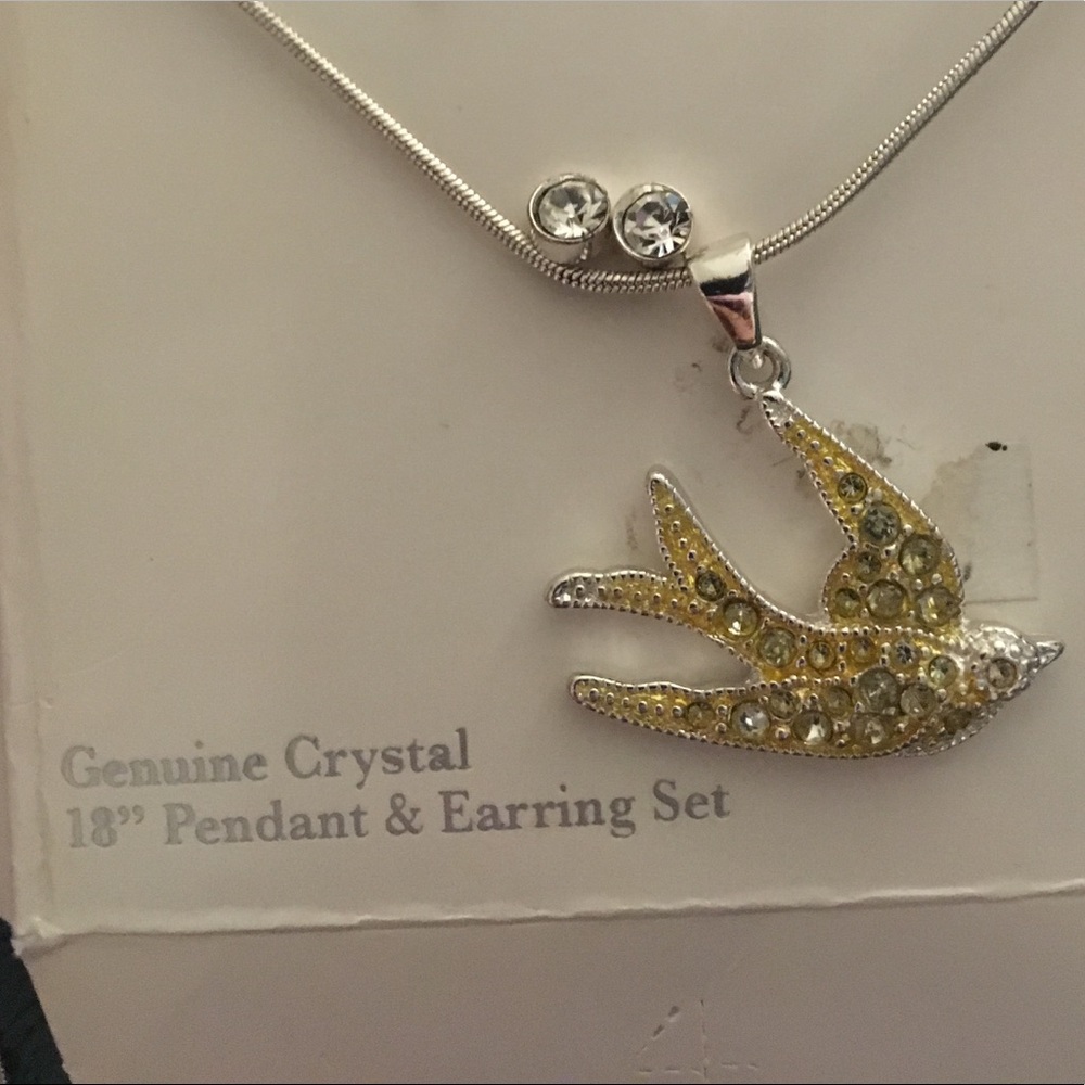 Genuine Crystal Yellow Canary/Sparrow Necklace Set